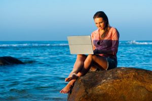Reach people everywhere using online advertising for your moving company