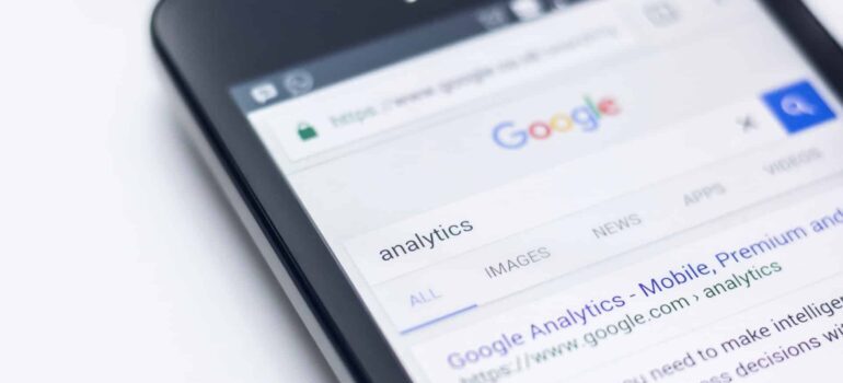 Google search on a smart phone